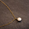 Collier Howlite