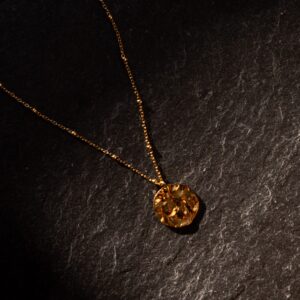 Collier Médaillon martelé