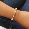 Bracelet élastique coquillage blanc et rhodonite rose
